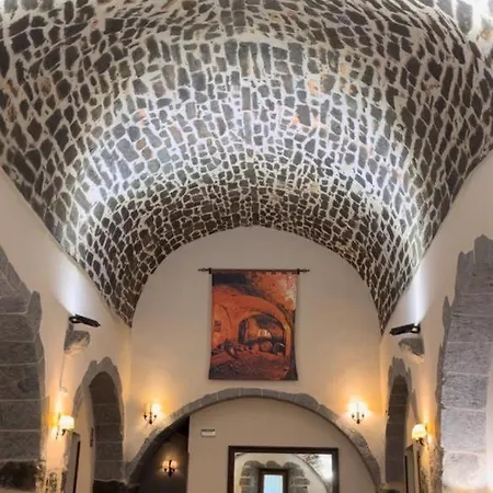 Hotel Larranaga *